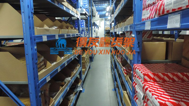 大灯发黄别急着换，上门翻新到底值不值